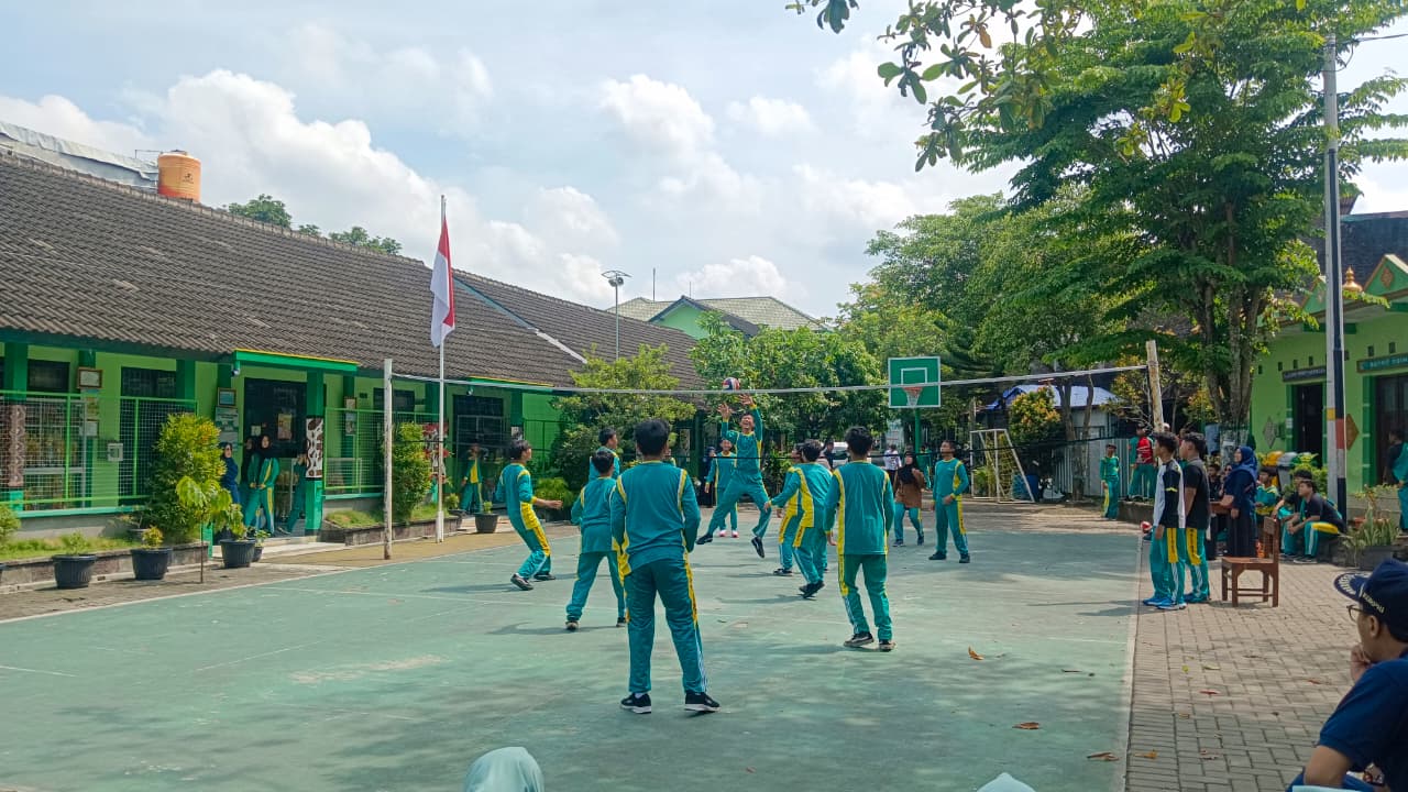 Penuh Sorak Sorai! Turnamen Voli Jadi Primadona di Perayaan Semesta Masemba ke-17